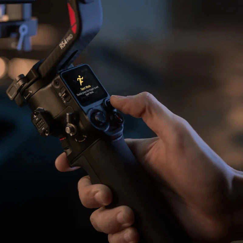 DJI RS4 Gimbal Stabilizer Combo